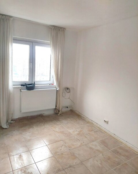 Rahova, Salaj, 15 minute de Piata Unirii cu STB, bloc fara risc seismic