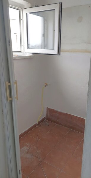 Rahova, Salaj, 15 minute de Piata Unirii cu STB, bloc fara risc seismic